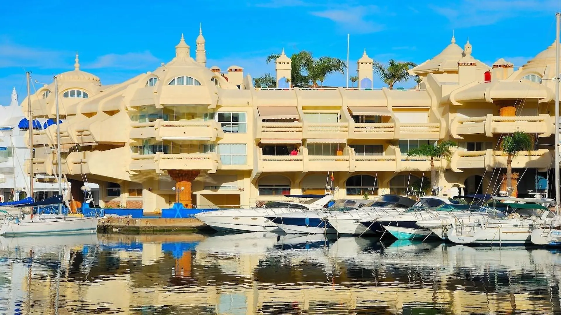 Comfy And Cozy Stay Piscis Benalmadena