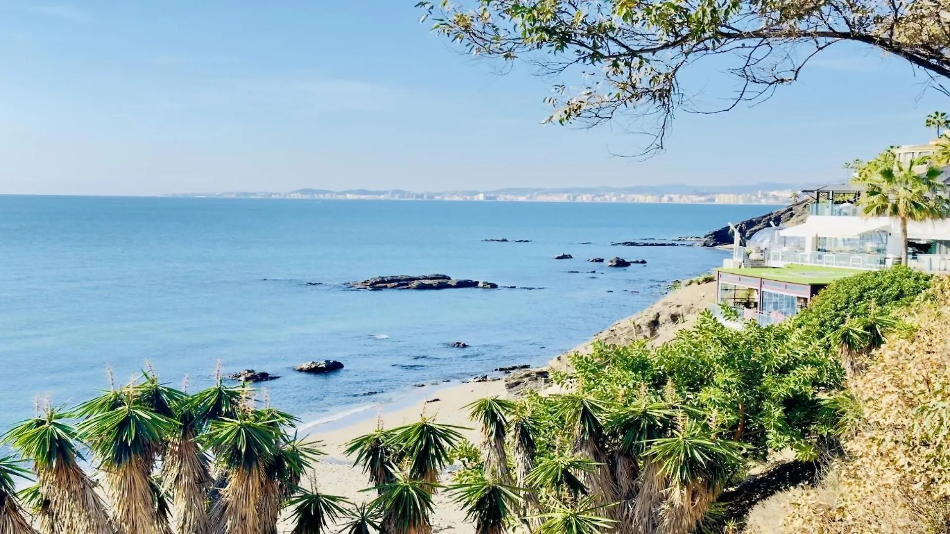 Comfy And Cozy Stay Piscis Benalmadena Apartment