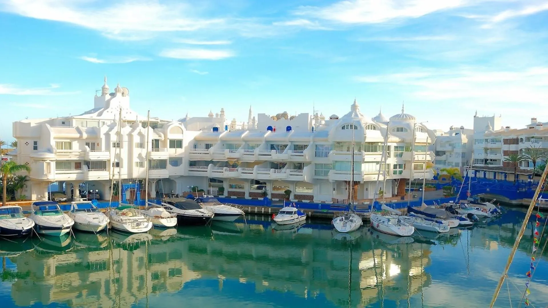 Apartment Comfy And Cozy Stay Piscis Benalmadena